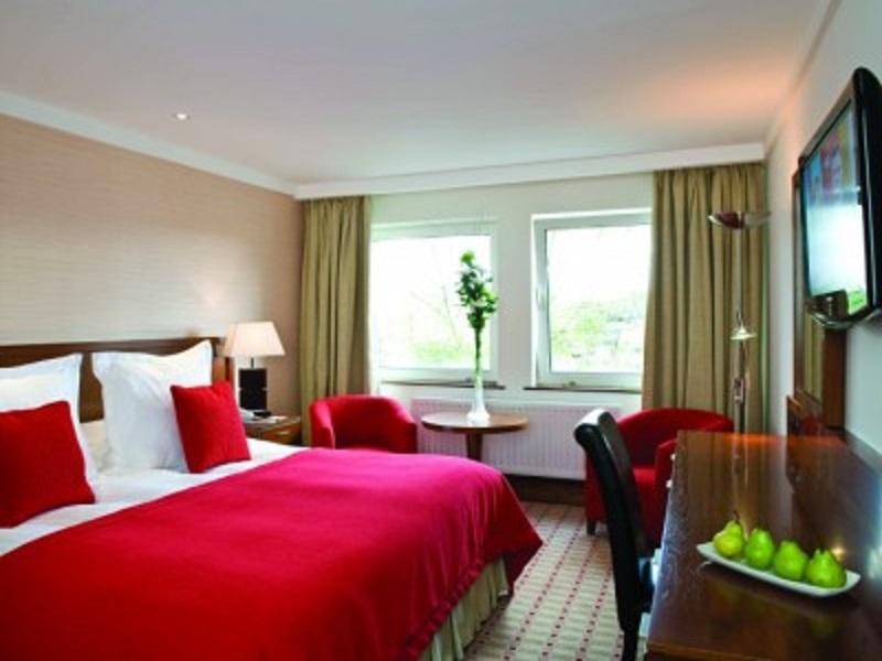 Отель The Stormont 4*